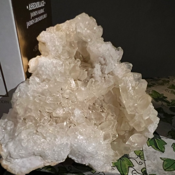 Quartz Crystal - Picture 3 of 16